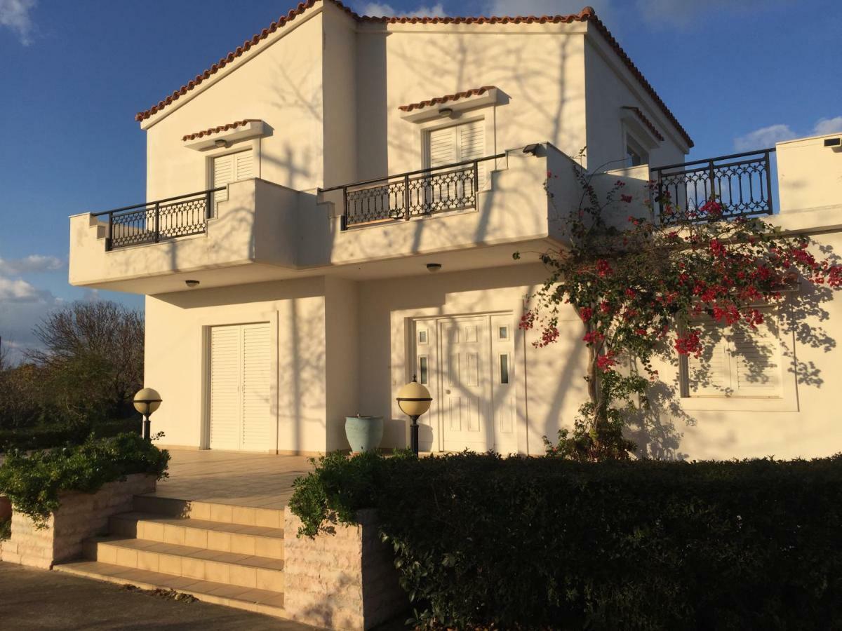 Вилла Swan House Panoramic View - Near The Sea Ziparion Экстерьер фото